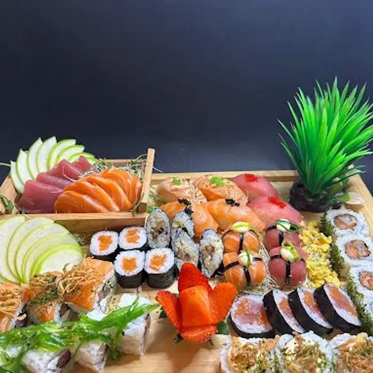 TOKAY SUSHI BAR，AVEspinho