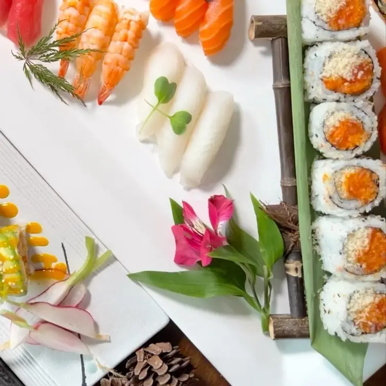 Spring Sushi- Hamilton，ONHamilton