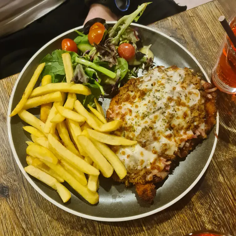 Lighthouse Pub
