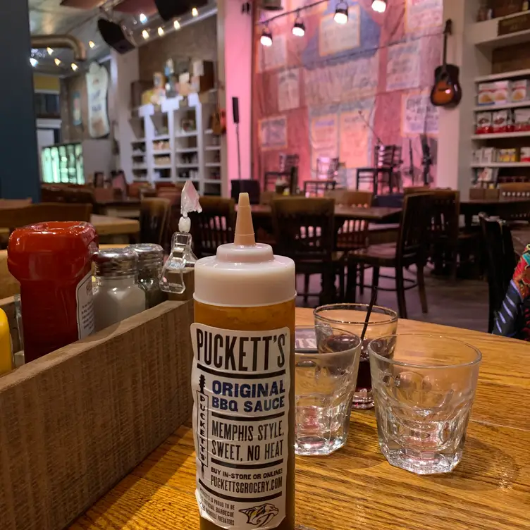 Puckett's Columbia，TNColumbia