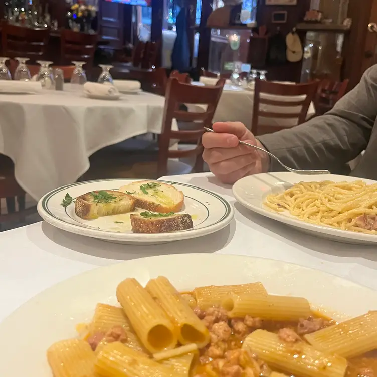 Monte's Trattoria, New York, NY