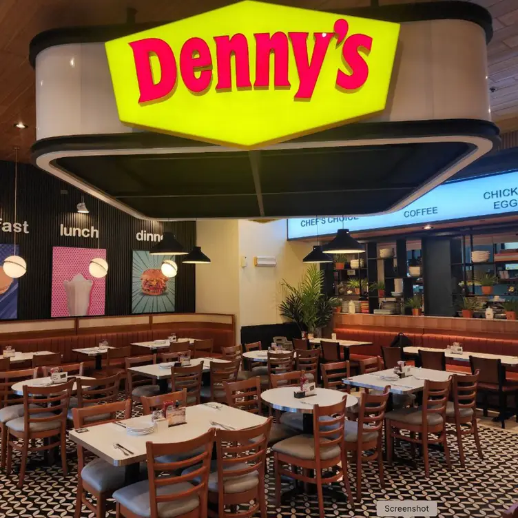 Denny's - Denny's - One Ayala, Makati, Metro Manila