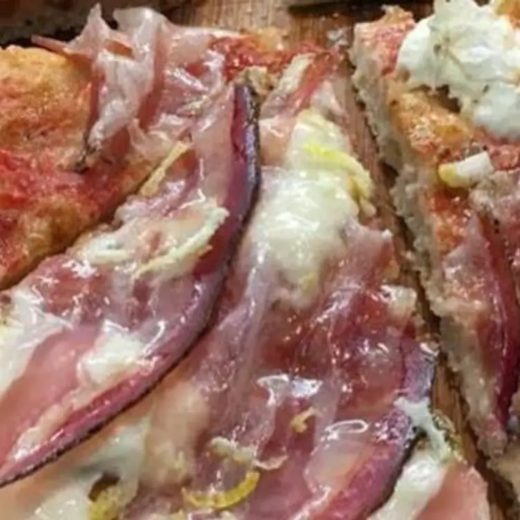 Pizza 120, Acilia, LA