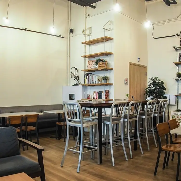 Group Therapy Cafe - Duxton, Singapore, 