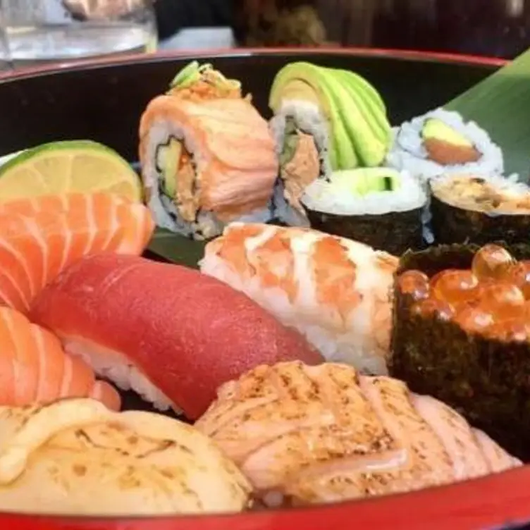 Tora Sushi & Asian Cuisine, Rome, LA