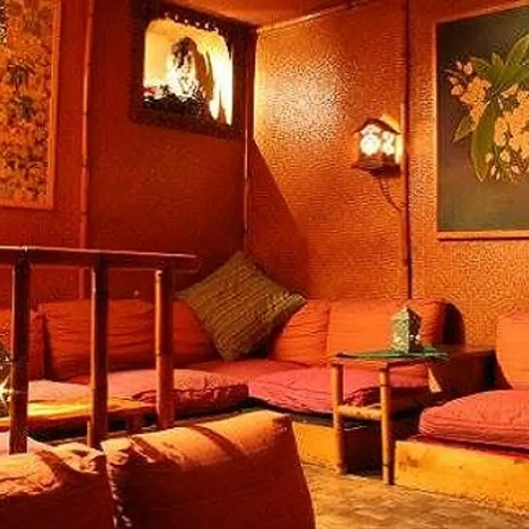 Bali Bar & Restaurant, Rome, LA
