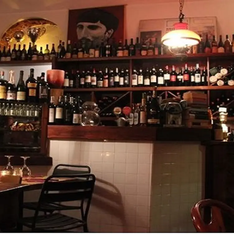 Osteria in Vino Veritas, Turin, PI