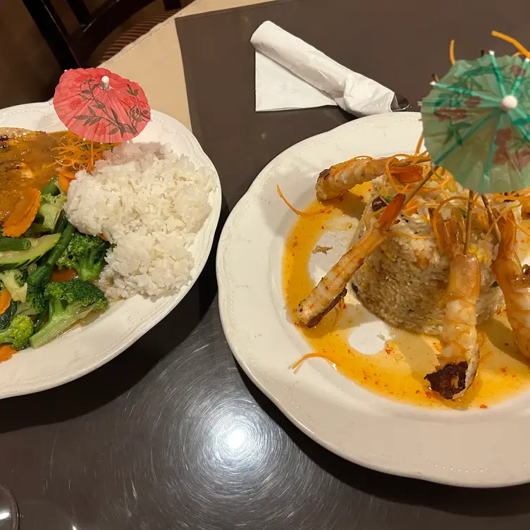 Thai House, Smithtown, NY