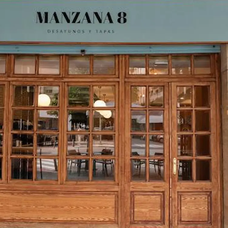 MANZANA 8, Seville, AN