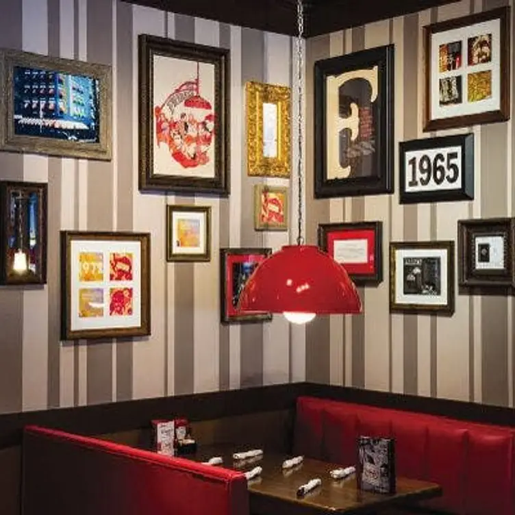 TGI FRIDAYS 古亭餐廳Gu-ting Restaurant, Taipei City, TPE