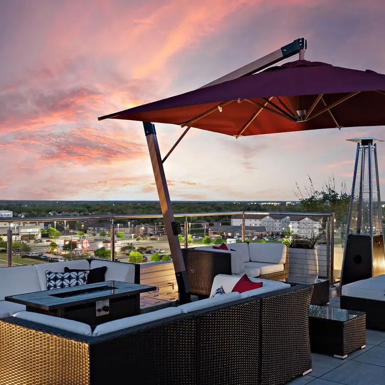 Reveille Rooftop Bar TX College Station