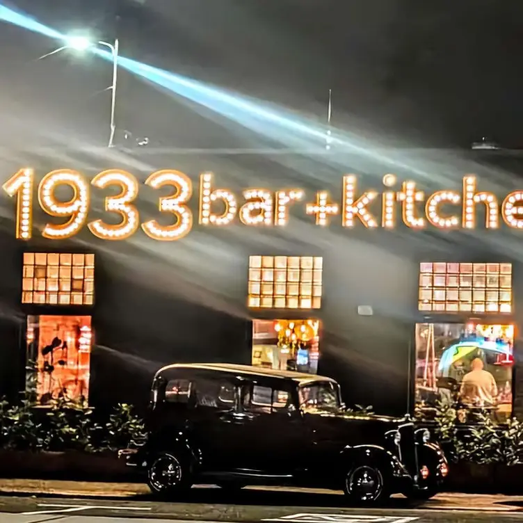 1933 Bar + Kitchen WA Marysville