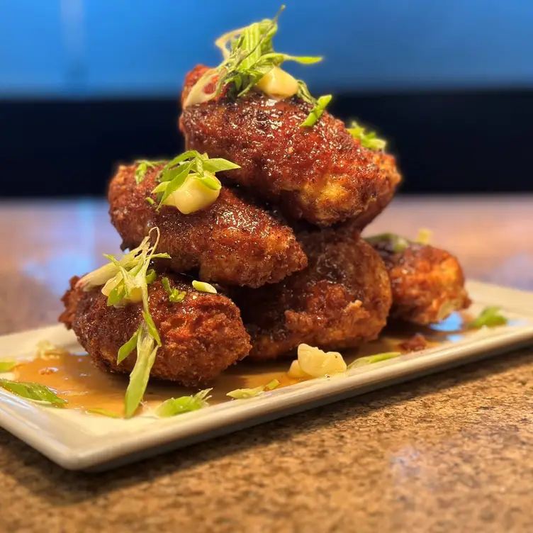 Waffled Chicken Wings - Blue Canyon Kitchen & Tavern - Missoula�，MTMissoula