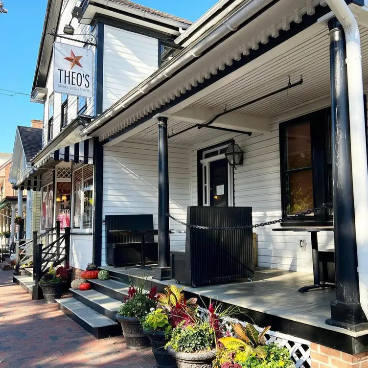 Theo's Steak, Sides & Spirits - St. Michael's, Saint Michaels, MD