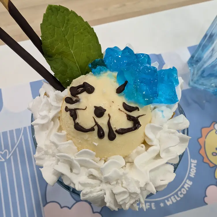 Asayoru Maid Cafe, Monterey Park, CA