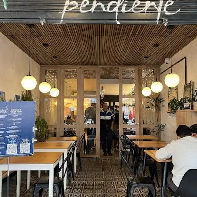 Café Pendiente Brunch & Drink, Barcelona, 