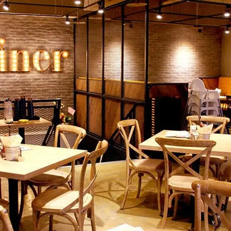 樂子 the Diner 新竹店(關新路Guanxin Rd.)，Hsinchu City