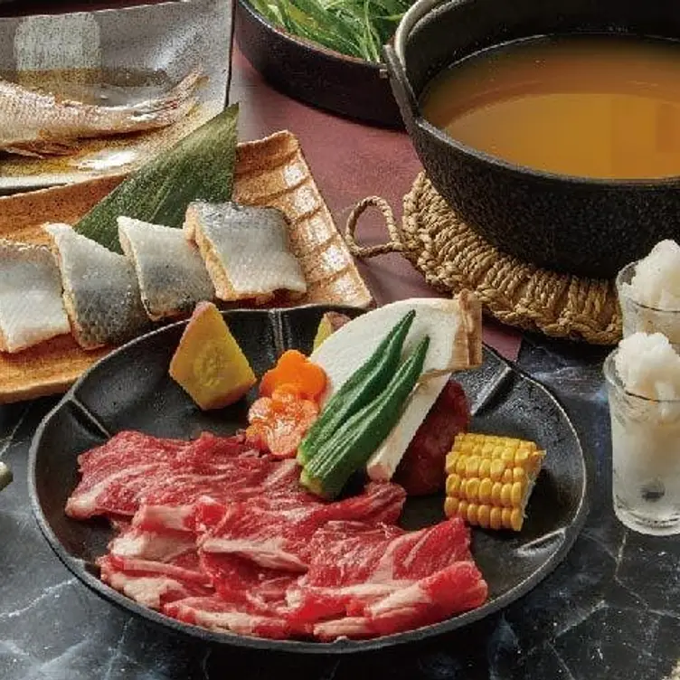 藍屋日本料理 竹北遠百店 HSQ Zhubei City