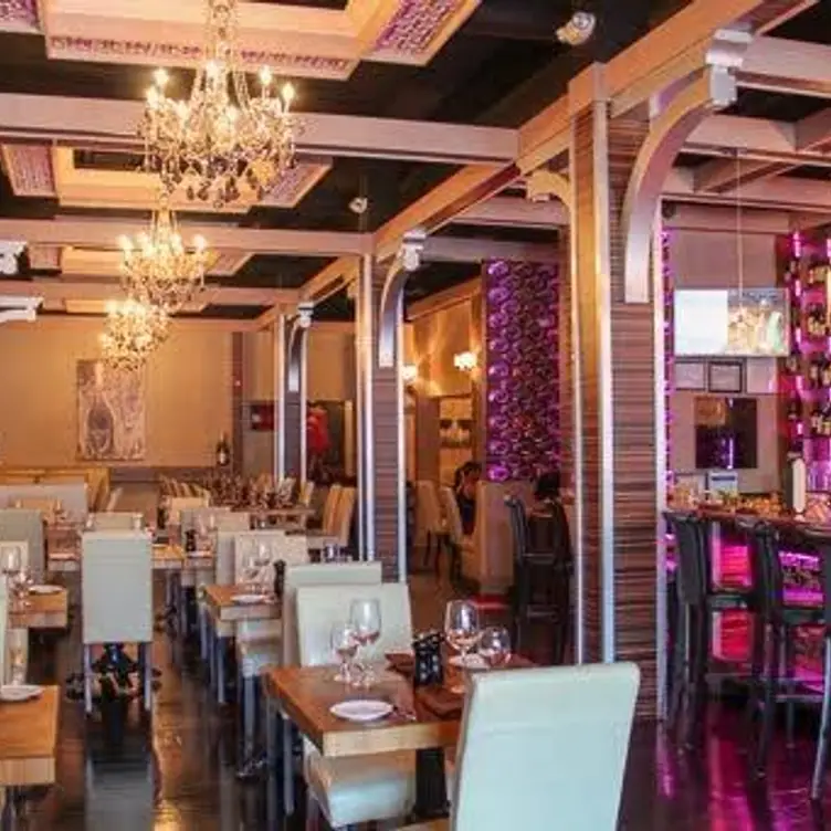 IMC Restaurant & Bar，NYHuntington