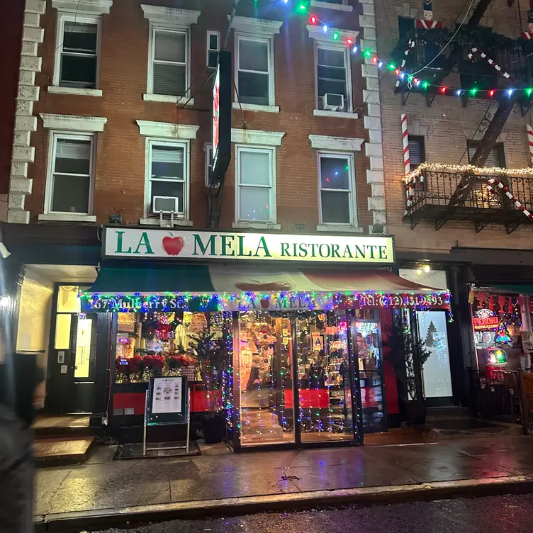 La Mela, New York, NY