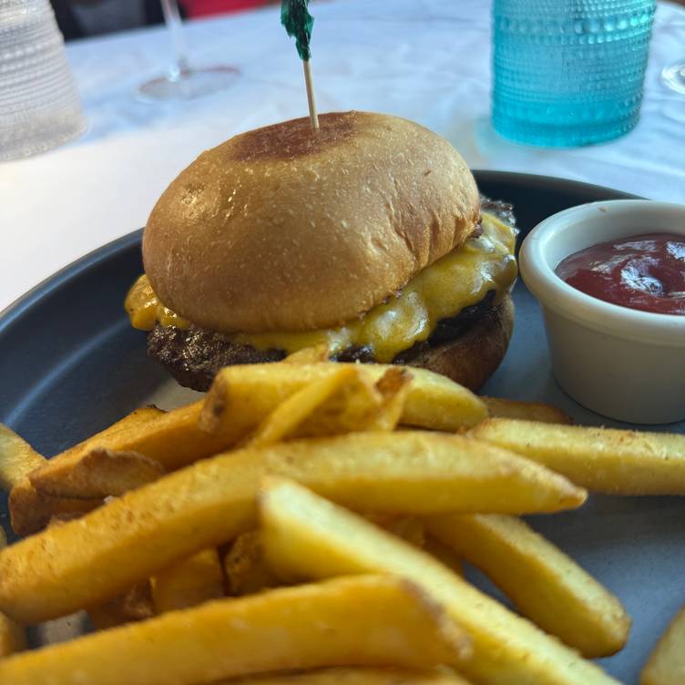 Eight Vine Restaurant Hamilton, Pembroke Parish OpenTable