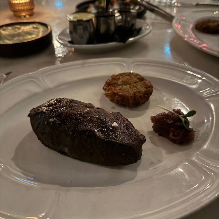 The Victor – Parq Vancouver Restaurant Vancouver, BC OpenTable