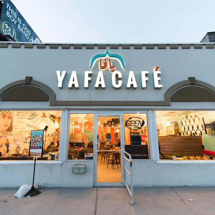 Yafa Cafe, Winnipeg, MB