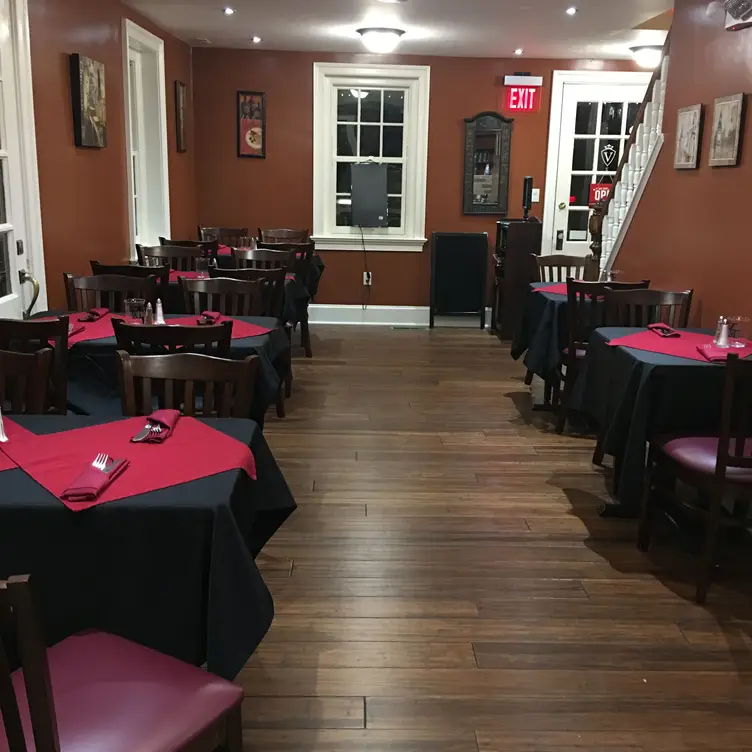 Village Wine Cellar Wine Bar Bistro - Permanently Closed, Skippack, PA