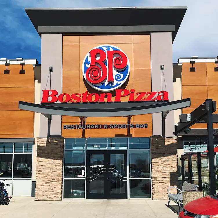 Store Front - Boston Pizza - St. Vital，MBWinnipeg