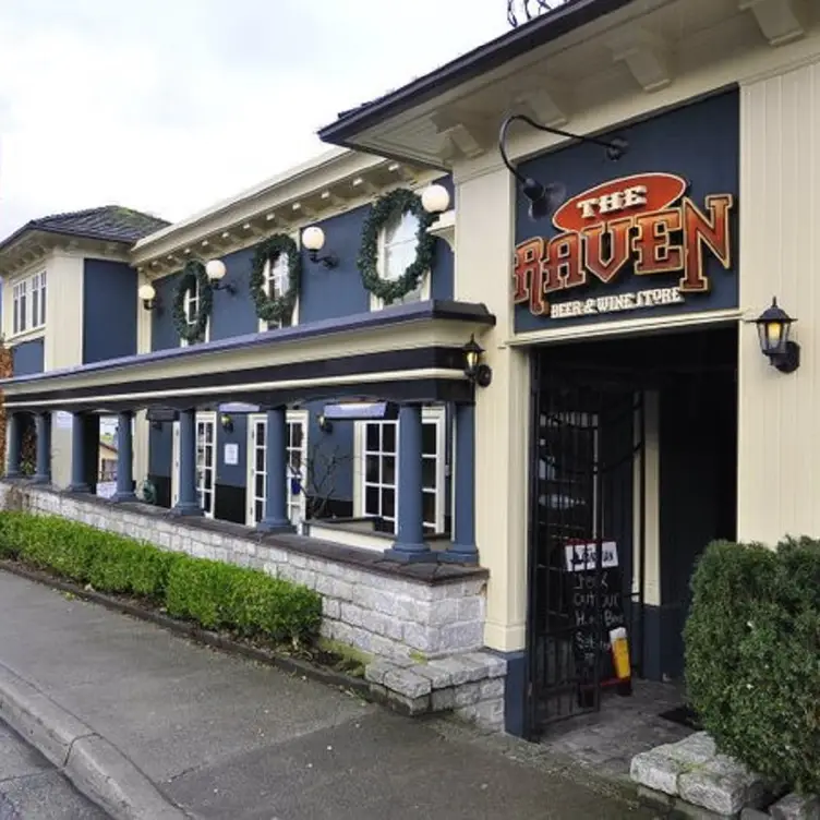 The Raven Pub, North Vancouver, BC