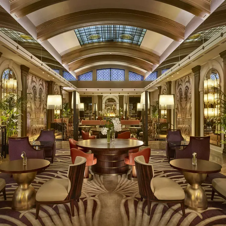 The Palm Court at The Sheraton Grand London，London