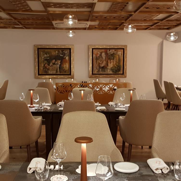 Top Indian Food Finally in Nicosia - Review of Montparnasse Oriental Fusion  Restaurant, Nicosia, Cyprus - Tripadvisor