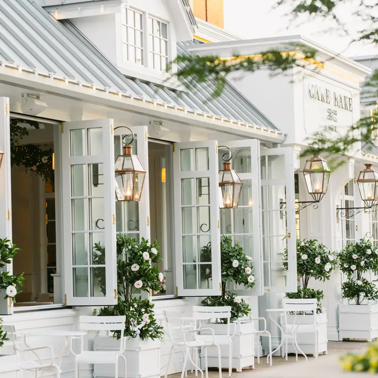 The Cake Bake Shop - Carmel City Center, Carmel, IN