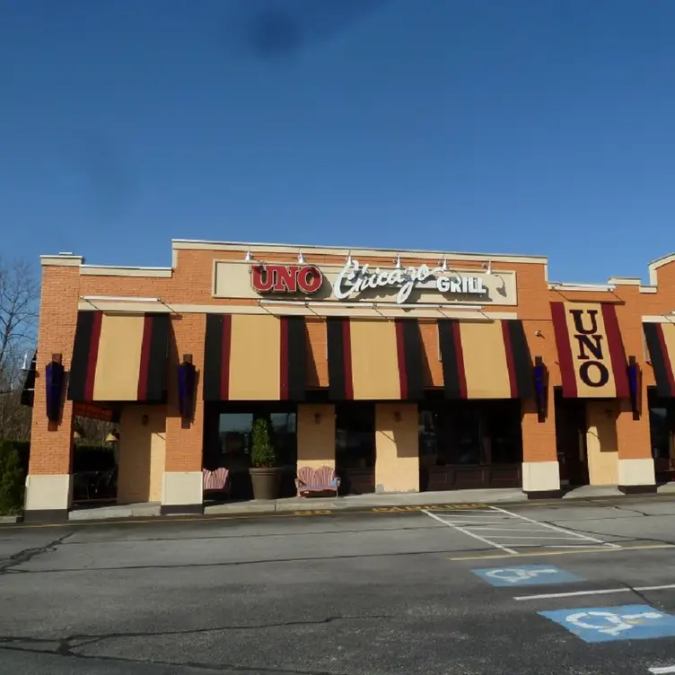 Uno Pizzeria & Grill - Warwick, Warwick, RI