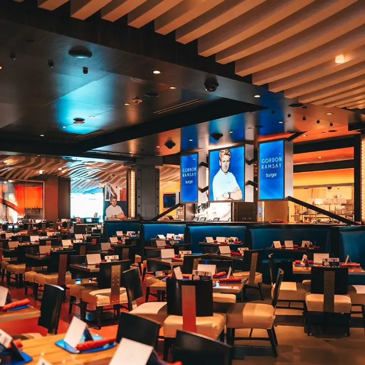 Cal Sports Lounge (Las Vegas, NV): Hours, Address - Tripadvisor