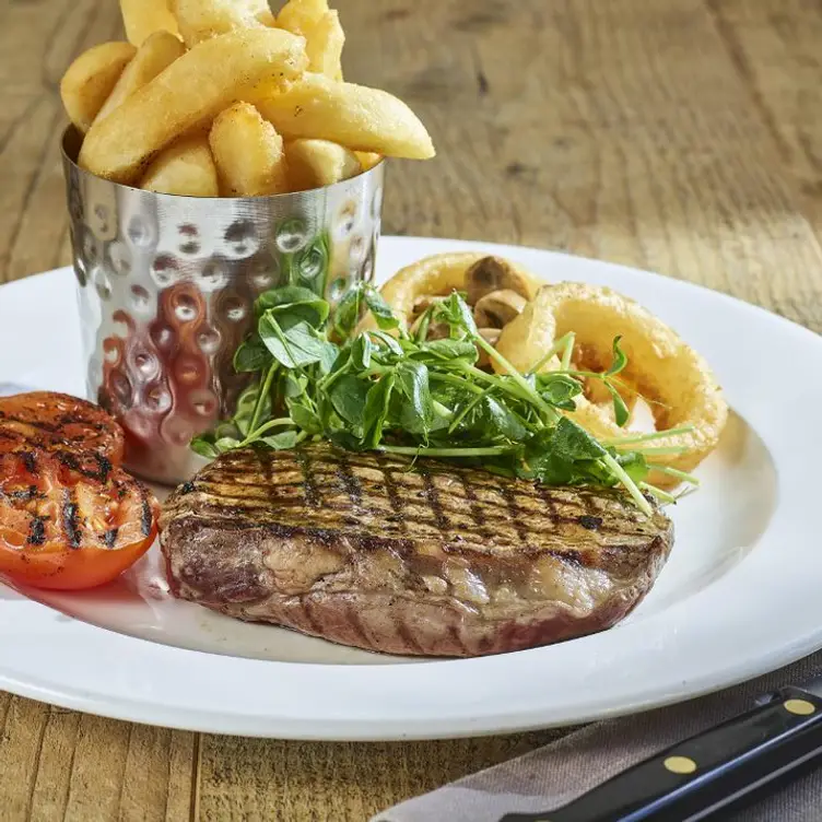 Yates Cardiff Restaurant - Cardiff | OpenTable