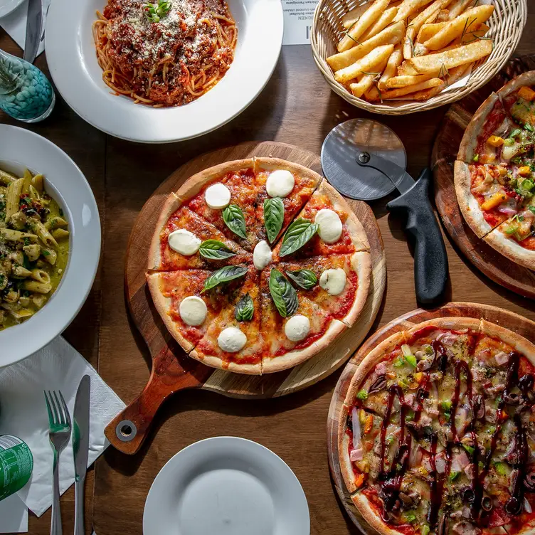 Tredici Wood Fired Pizza Bar，AU-QLDCaloundra