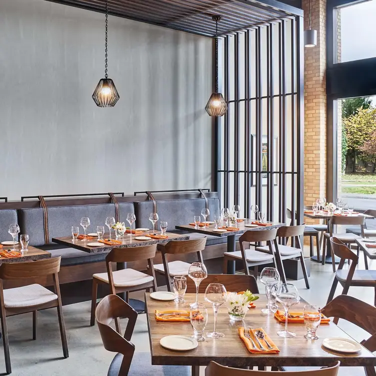 Restaurant Vivian's Table at The Bristol Hotel Bristol, , VA OpenTable