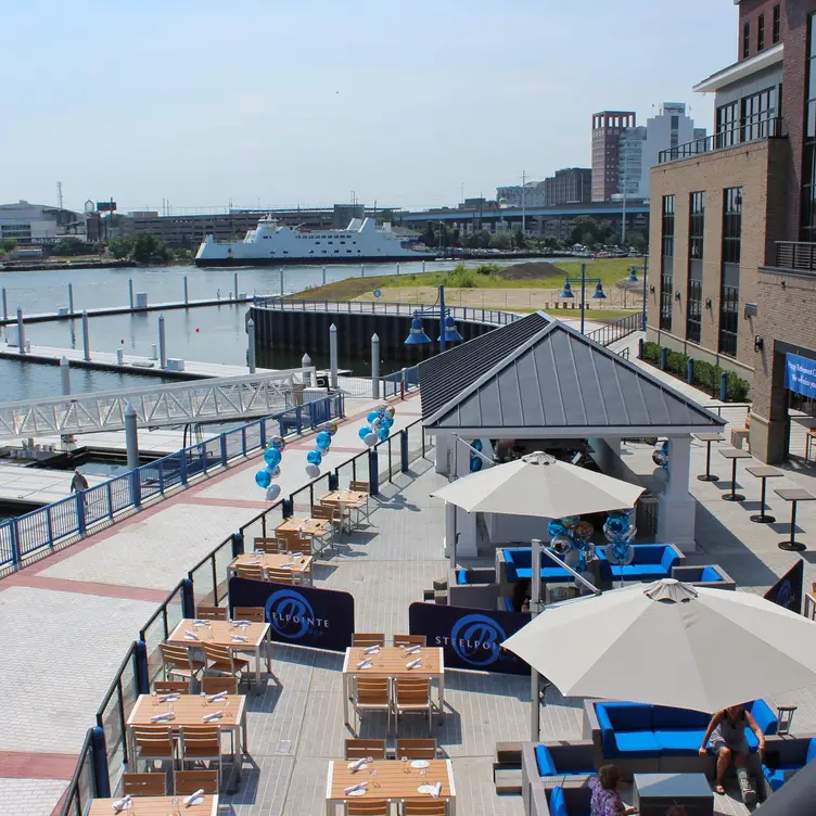 Boca Oyster Bar, Bridgeport, CT