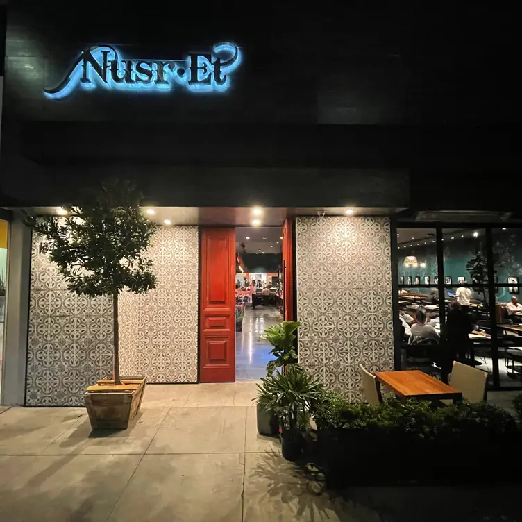 Nusr-Et Steakhouse Beverly Hills, Los Angeles, CA