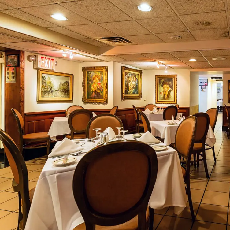 Dining Room - Villa Mosconi, New York, NY