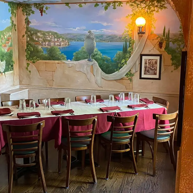 First Floor Dining Room - Villa Verone, Geneva, IL