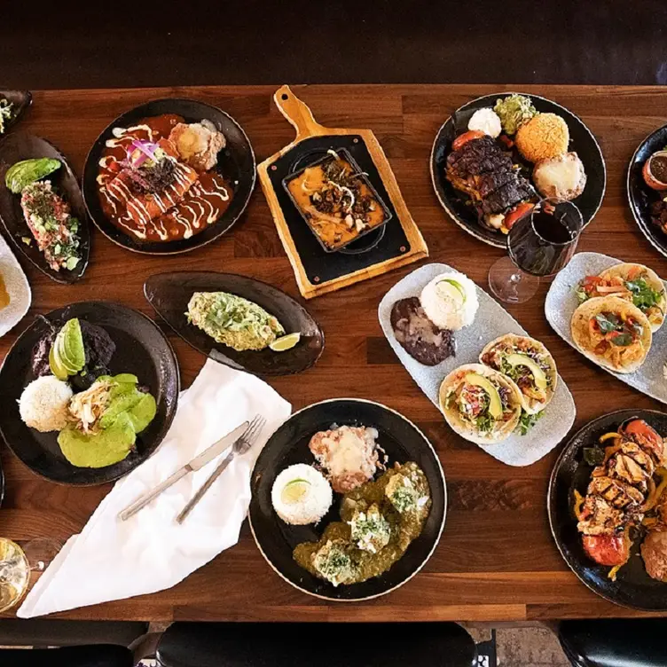 Calo Kitchen, El Segundo, CA