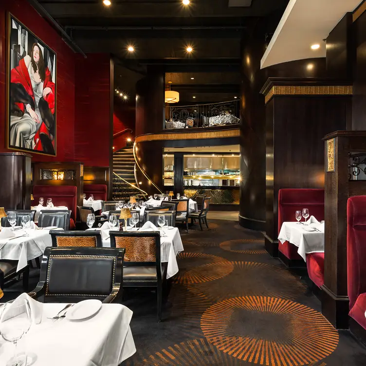 Main dining room - Gotham Steakhouse and Bar，BCVancouver