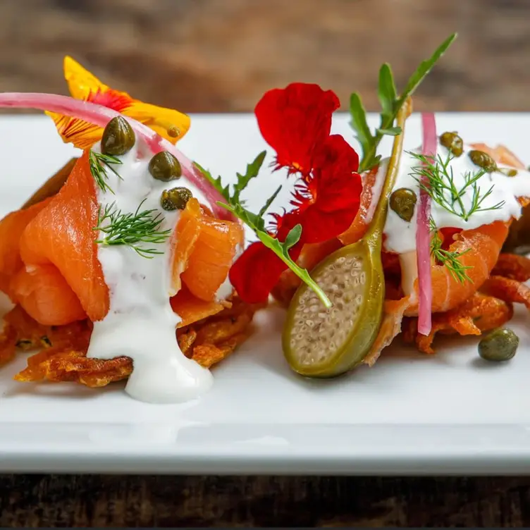 Heavy focus on freshness and presentation - Chives - Baileys Harbor, Baileys Harbor, WI