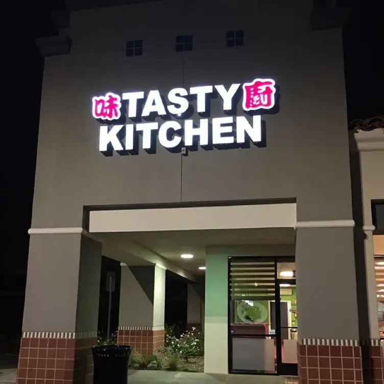 Tasty kitchen, Gardena, CA