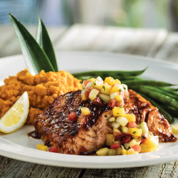 Bahama Breeze Memphis Wolfchase Galleria Restaurant Memphis, , TN