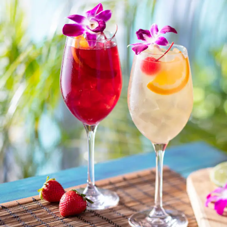 Bahama Breeze Woodbridge Woodbridge Center Restaurant Woodbridge, NJ OpenTable