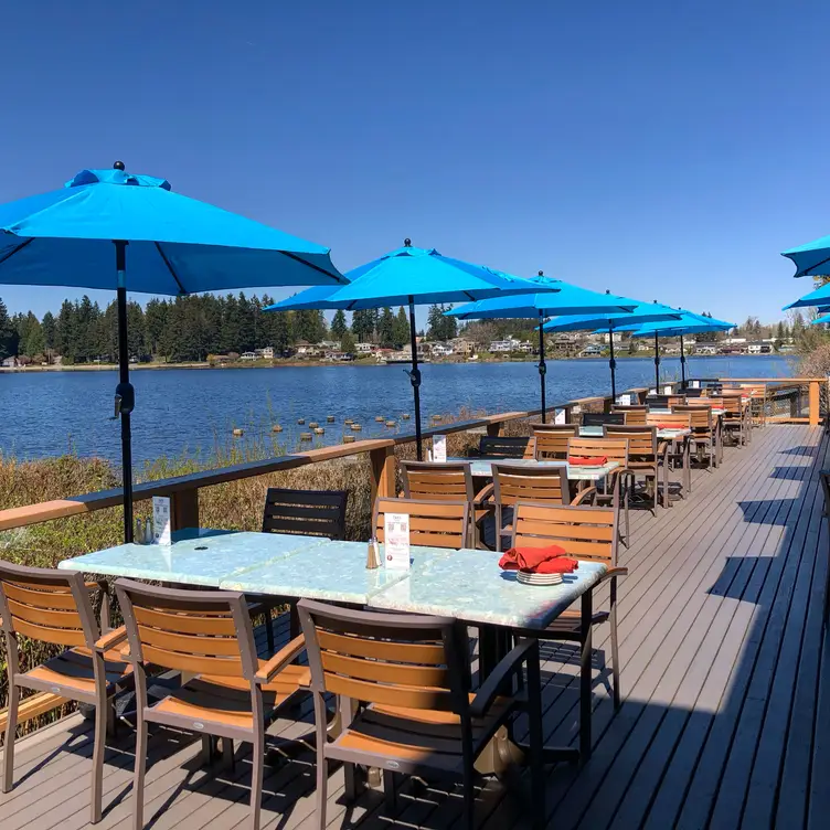 Emory's on Silver Lake WA Everett