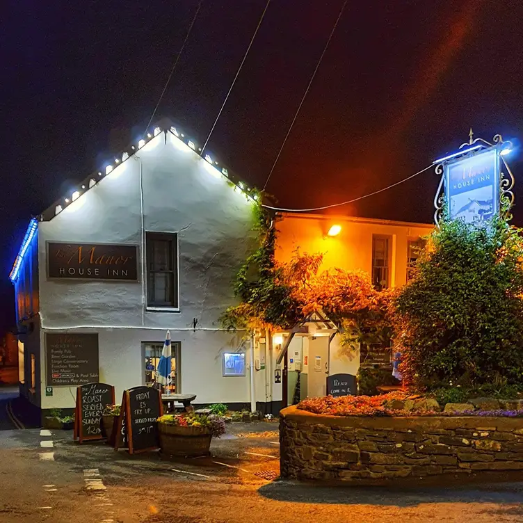 Manor House Inn，DevonBraunton